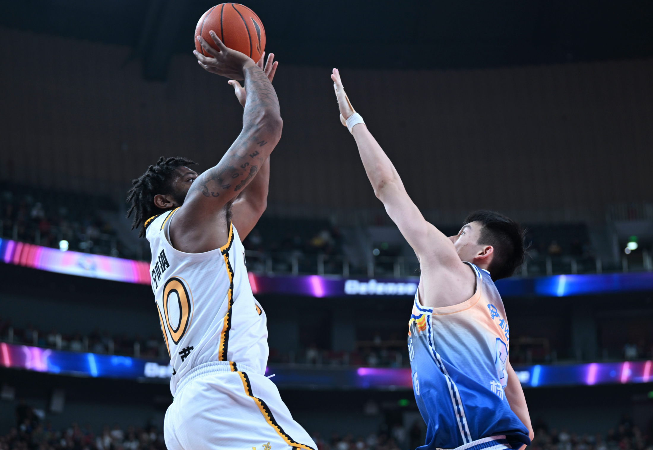 华体会-CBA常规赛赛后再迎强敌，菲尼克斯太阳造点机会，主帅态度——引发热议，临场指挥获称赞的简单介绍-华体会